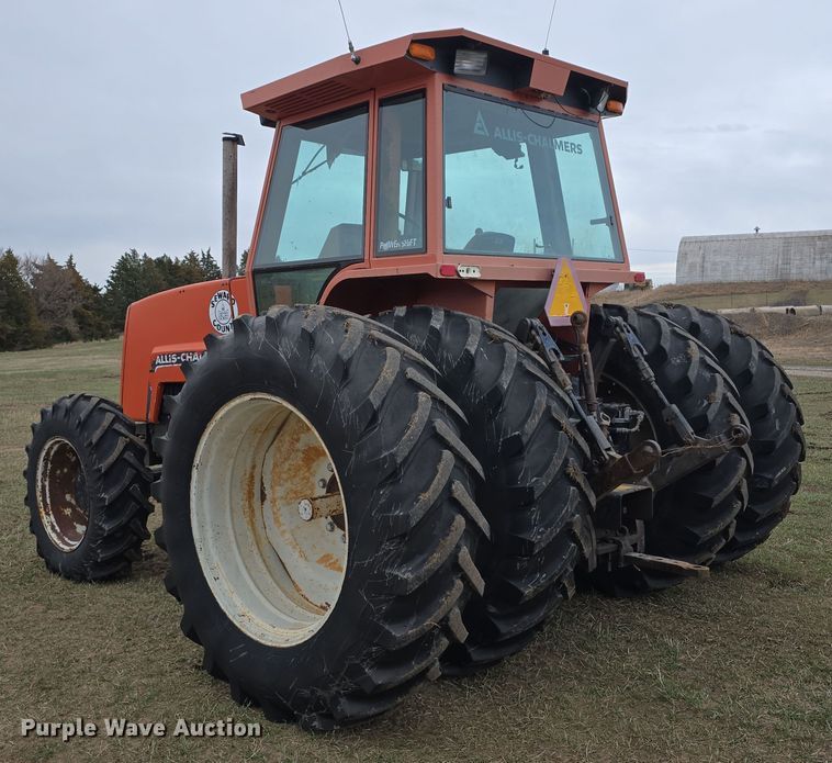 image for item DW3243 1985 Allis-Chalmers 8050 MFWD tractor