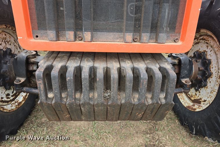 image for item DW3243 1985 Allis-Chalmers 8050 MFWD tractor