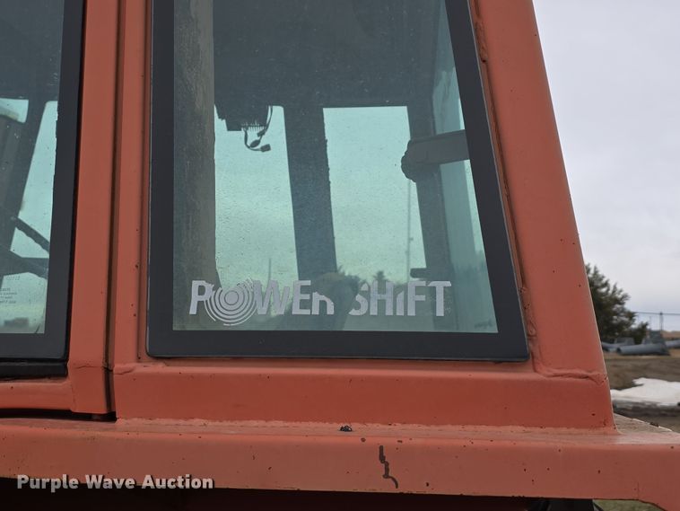 image for item DW3243 1985 Allis-Chalmers 8050 MFWD tractor