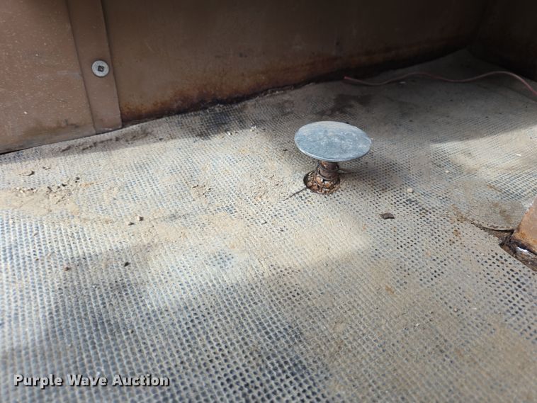 image for item DW3243 1985 Allis-Chalmers 8050 MFWD tractor