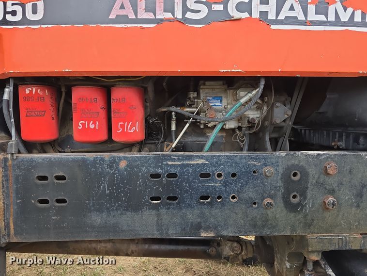 image for item DW3243 1985 Allis-Chalmers 8050 MFWD tractor