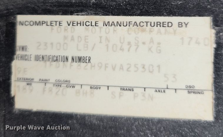 image for item DW3244 1985 Ford F800 fuel truck