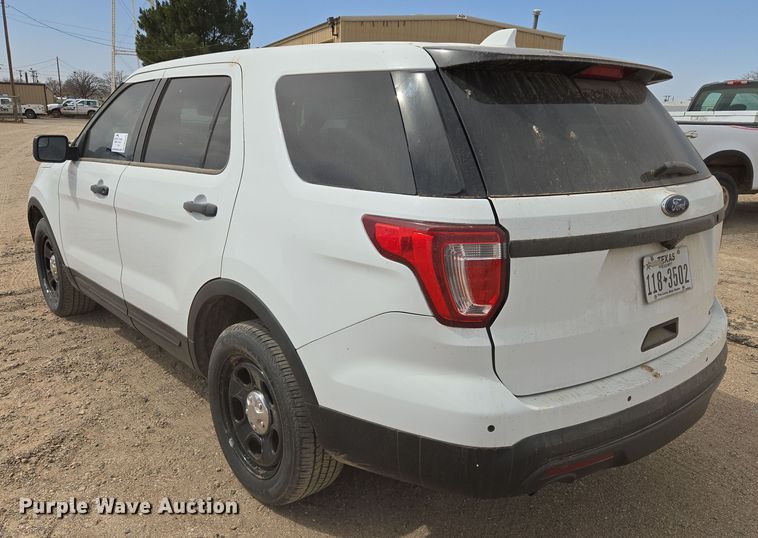 image for item DW8556 2016 Ford Explorer Police SUV