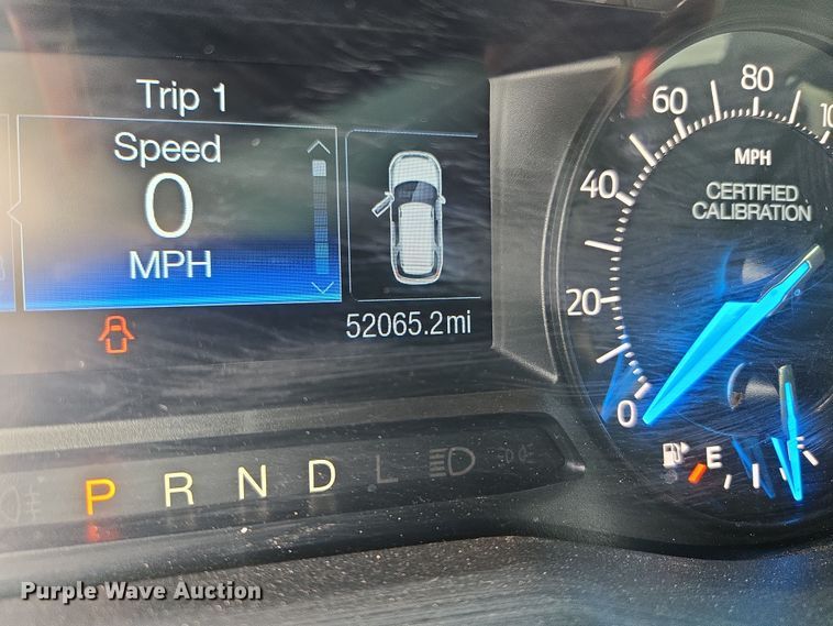 image for item DW8556 2016 Ford Explorer Police SUV