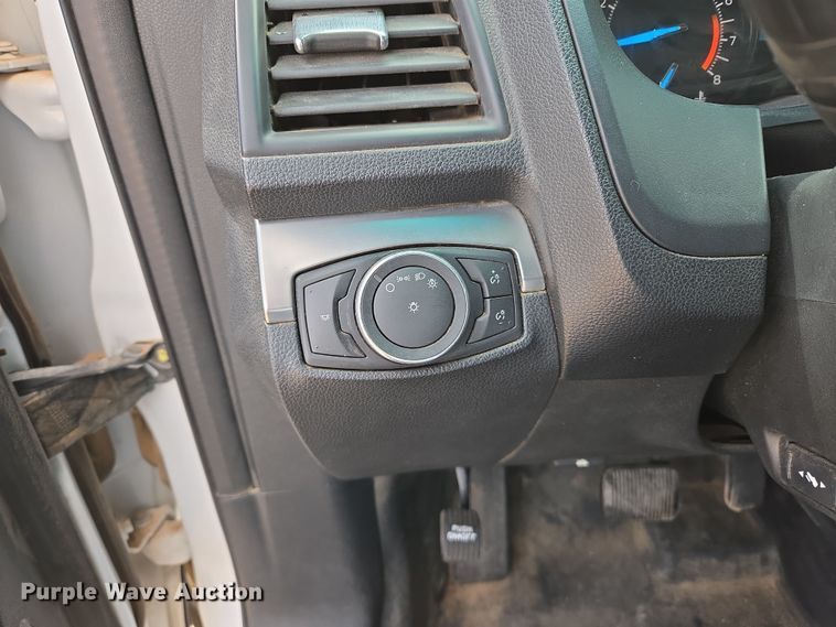 image for item DW8556 2016 Ford Explorer Police SUV