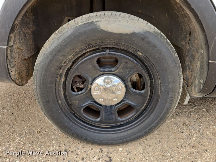 image for item DW8556 2016 Ford Explorer Police SUV