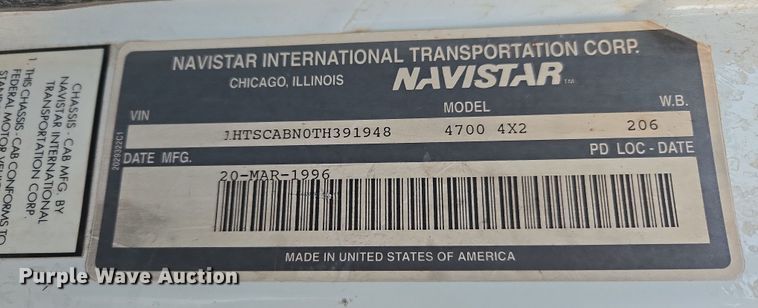 image for item DW8611 1996 International 4700 dump truck