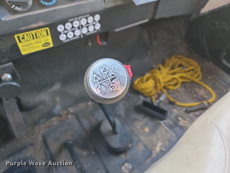 image for item DW8612 1990 International 4600 dump truck