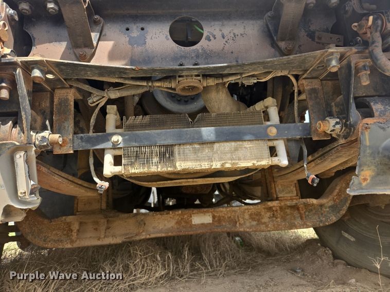 image for item DW8624 2003 Mack CH613 semi truck