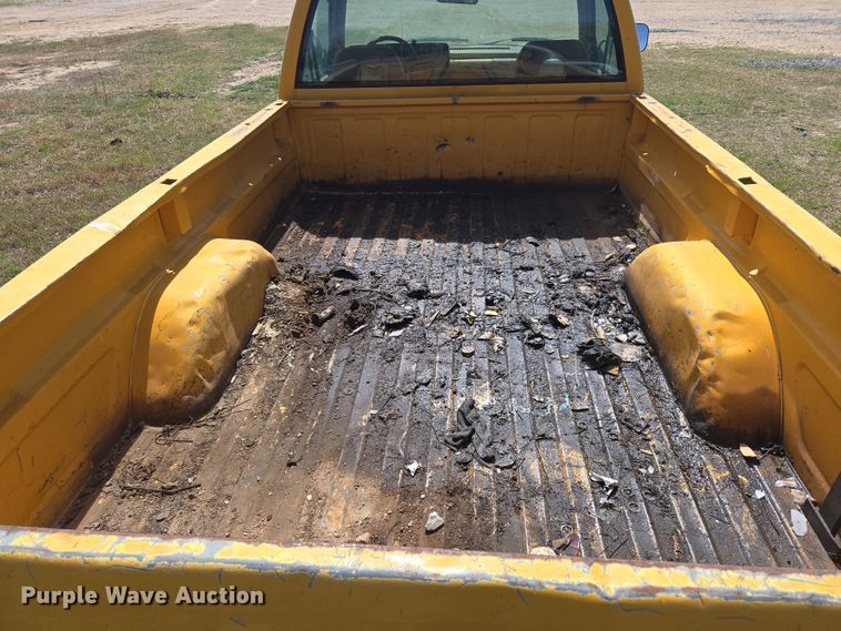 image for item DW8625 1994 Chevrolet C1500 pickup truck