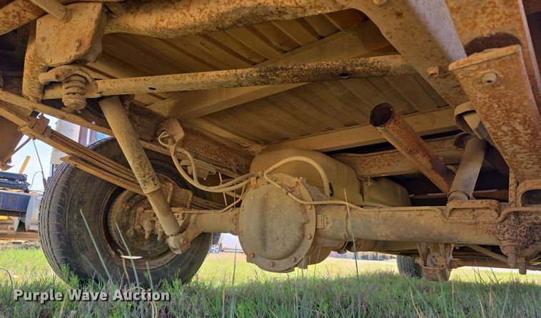 image for item DW8625 1994 Chevrolet C1500 pickup truck