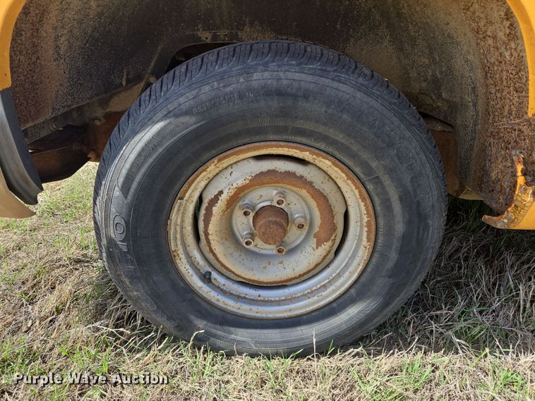 image for item DW8625 1994 Chevrolet C1500 pickup truck