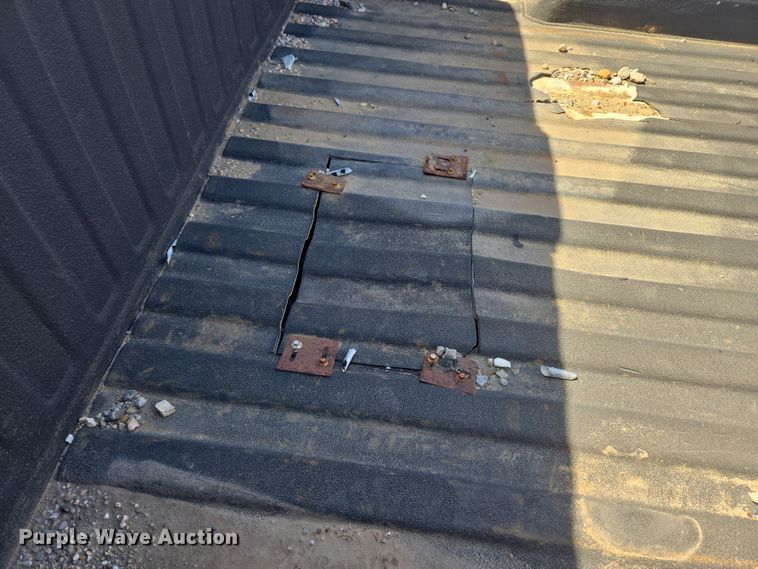 image for item DW8626 2005 Chevrolet Silverado 2500HD Ext. Cab pickup truck