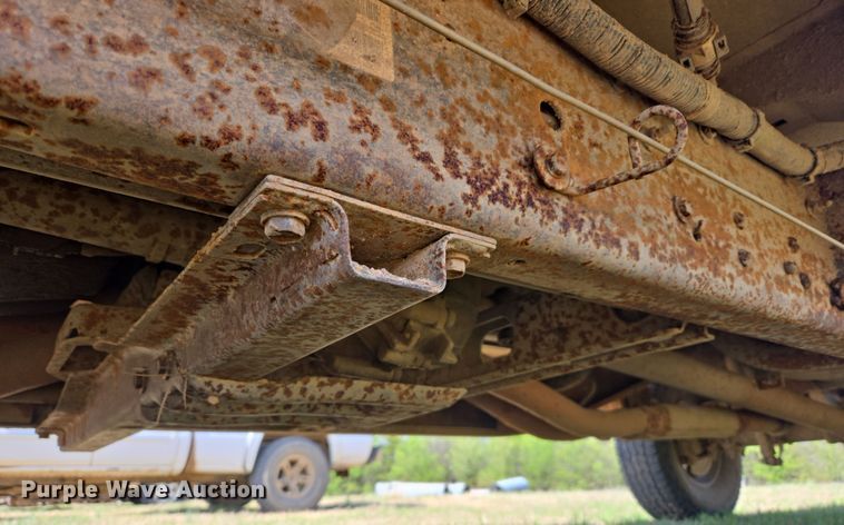 image for item DW8626 2005 Chevrolet Silverado 2500HD Ext. Cab pickup truck