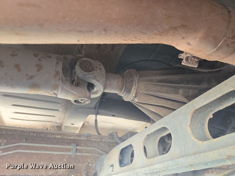 image for item DW8626 2005 Chevrolet Silverado 2500HD Ext. Cab pickup truck