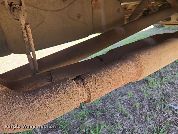 image for item DW8626 2005 Chevrolet Silverado 2500HD Ext. Cab pickup truck