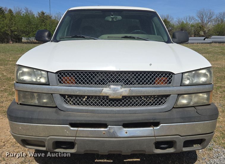 image for item DW8627 2004 Chevrolet Silverado 1500 Ext. Cab pickup truck