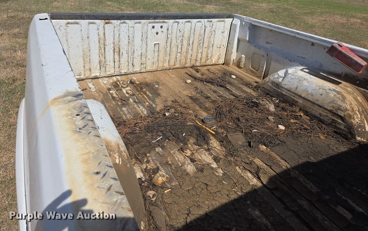 image for item DW8627 2004 Chevrolet Silverado 1500 Ext. Cab pickup truck