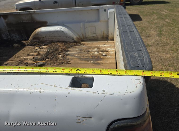 image for item DW8627 2004 Chevrolet Silverado 1500 Ext. Cab pickup truck