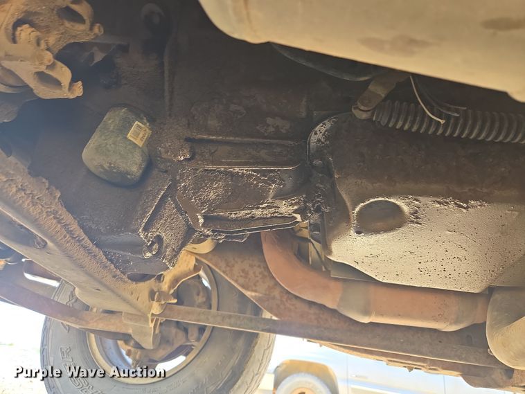 image for item DW8627 2004 Chevrolet Silverado 1500 Ext. Cab pickup truck