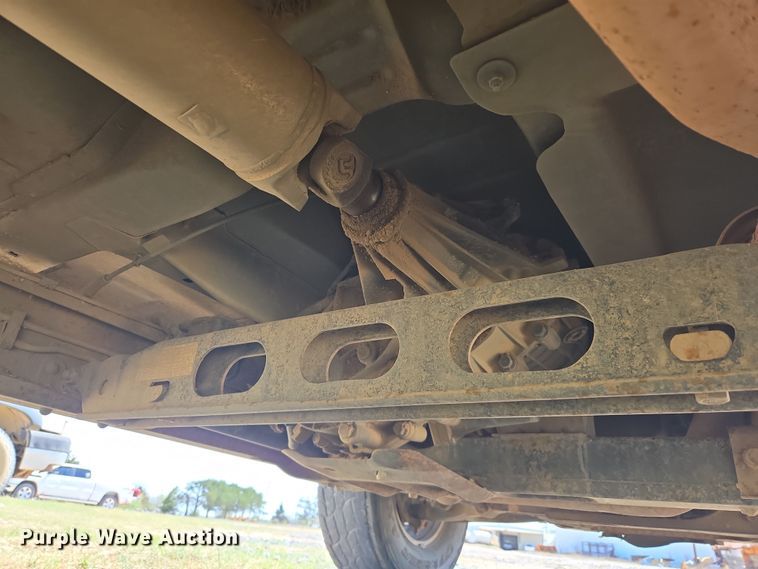 image for item DW8627 2004 Chevrolet Silverado 1500 Ext. Cab pickup truck