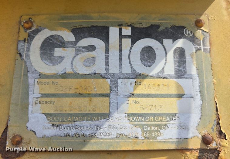 image for item DW8628 1997 International 4900 dump truck