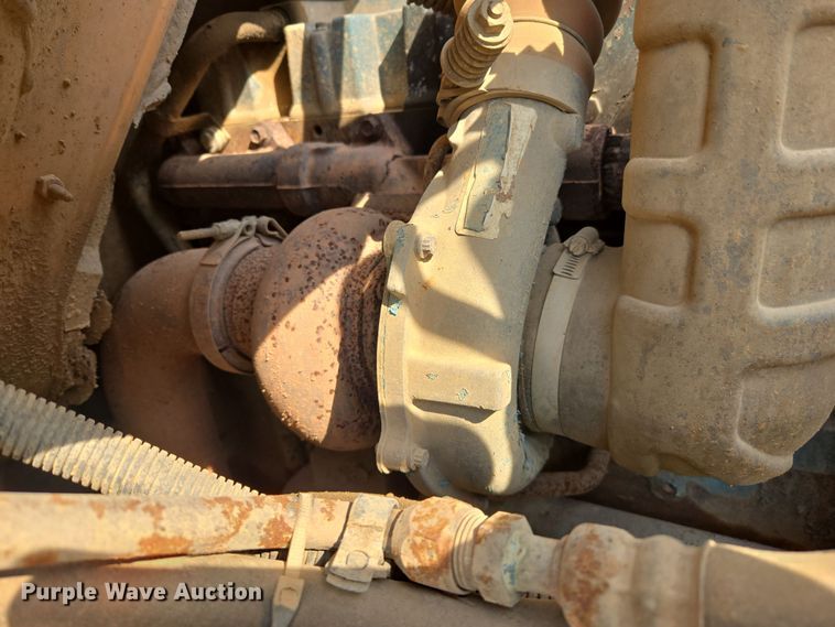 image for item DW8628 1997 International 4900 dump truck