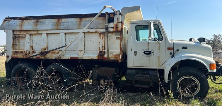 image for item DW8629 1995 International 4900 dump truck