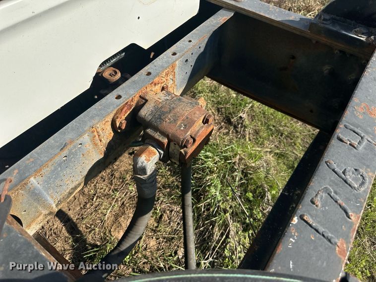 image for item DW8629 1995 International 4900 dump truck