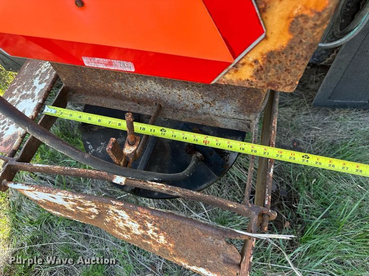 image for item DW8629 1995 International 4900 dump truck