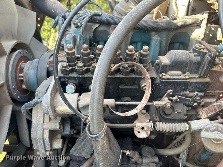 image for item DW8629 1995 International 4900 dump truck