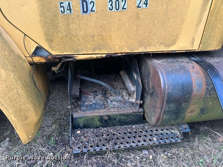 image for item DW8630 1992 International 4900 dump truck