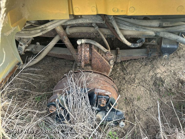 image for item DW8630 1992 International 4900 dump truck