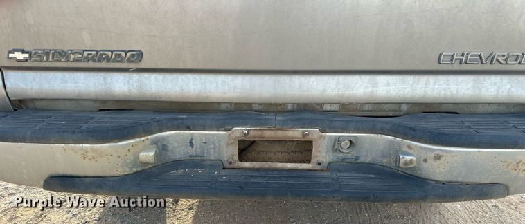 image for item DW8633 2000 Chevrolet Silverado 1500 Ext. Cab pickup truck