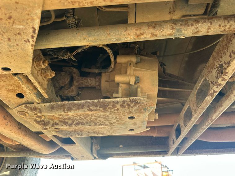 image for item DW8633 2000 Chevrolet Silverado 1500 Ext. Cab pickup truck