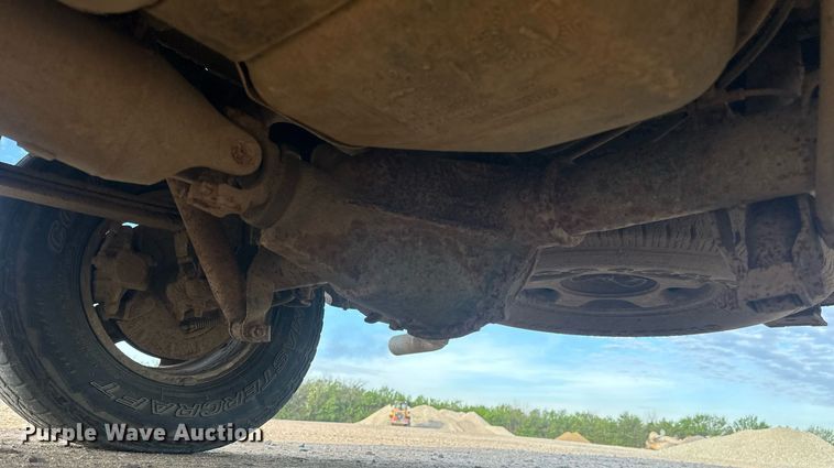 image for item DW8633 2000 Chevrolet Silverado 1500 Ext. Cab pickup truck