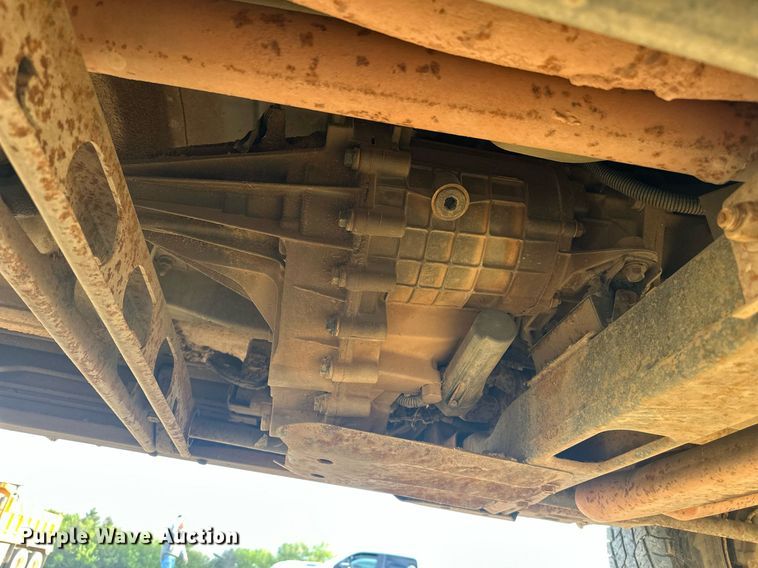 image for item DW8633 2000 Chevrolet Silverado 1500 Ext. Cab pickup truck