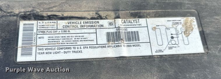 image for item DW8633 2000 Chevrolet Silverado 1500 Ext. Cab pickup truck