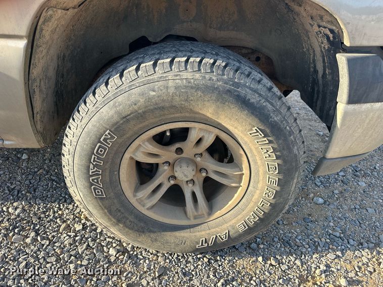 image for item DW8633 2000 Chevrolet Silverado 1500 Ext. Cab pickup truck