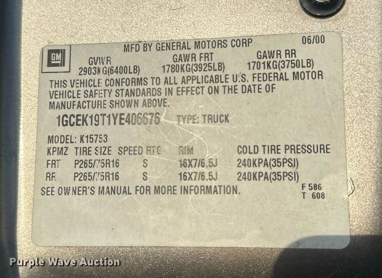 image for item DW8633 2000 Chevrolet Silverado 1500 Ext. Cab pickup truck