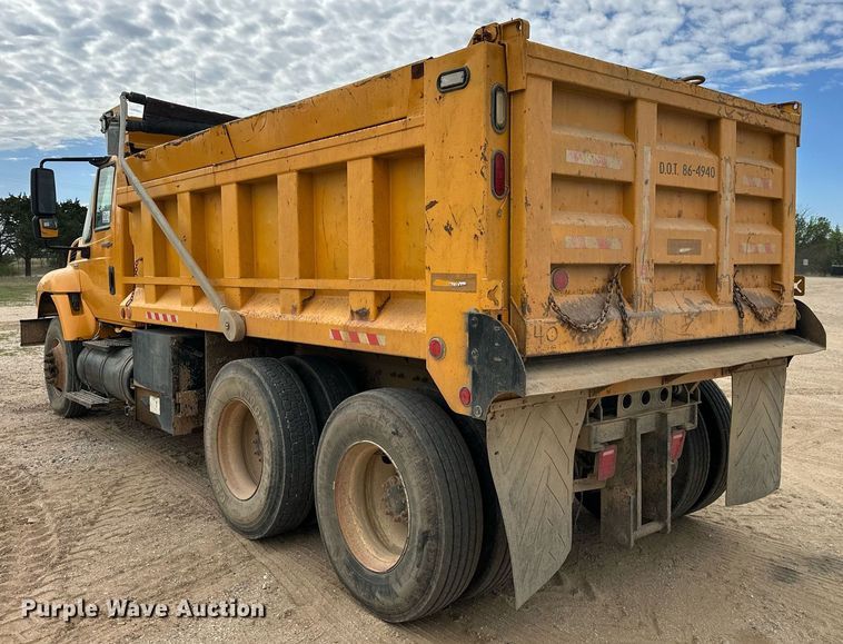 image for item DW8634 2009 International 7400 dump truck