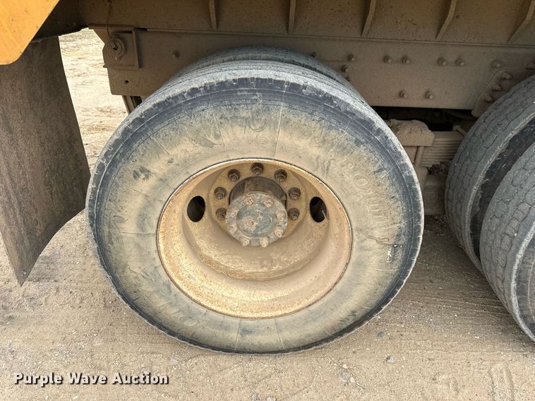 image for item DW8634 2009 International 7400 dump truck