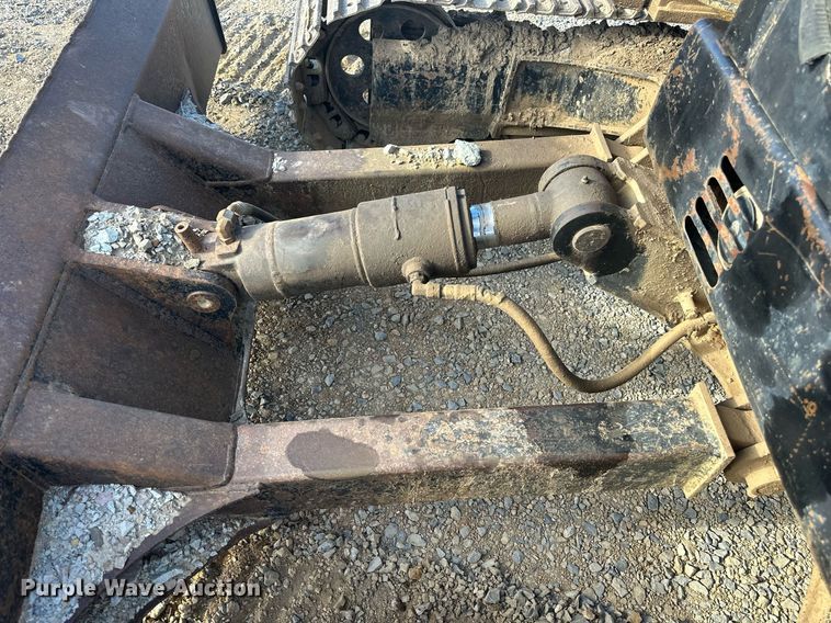 image for item DW8635 2002 Caterpillar 308C SR mini excavator