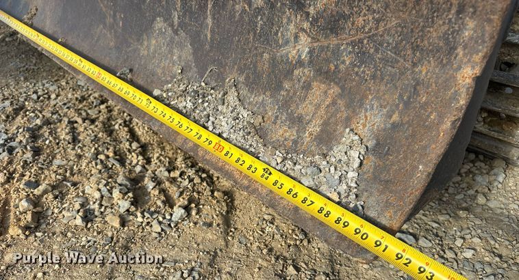 image for item DW8635 2002 Caterpillar 308C SR mini excavator