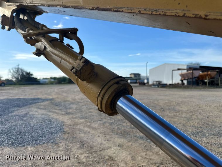 image for item DW8635 2002 Caterpillar 308C SR mini excavator