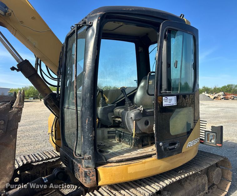 image for item DW8635 2002 Caterpillar 308C SR mini excavator