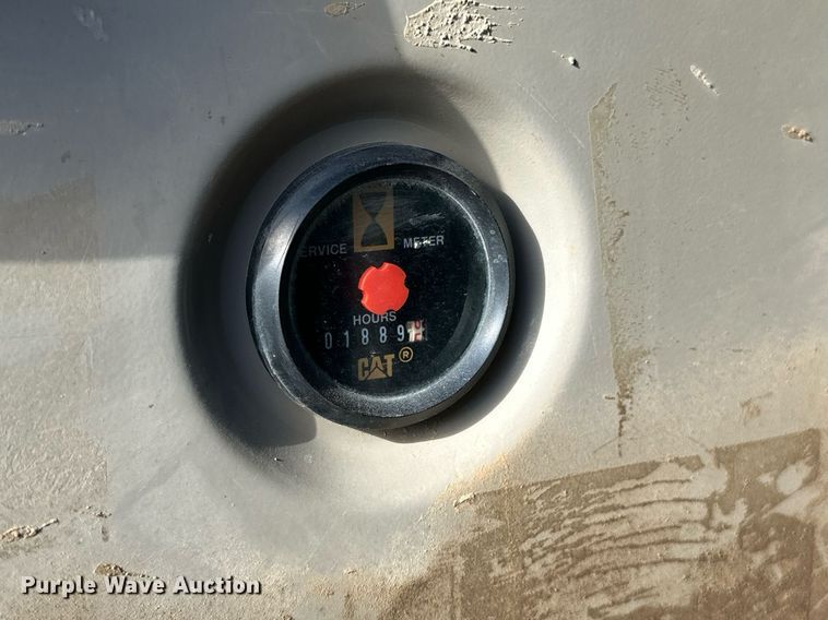 image for item DW8635 2002 Caterpillar 308C SR mini excavator