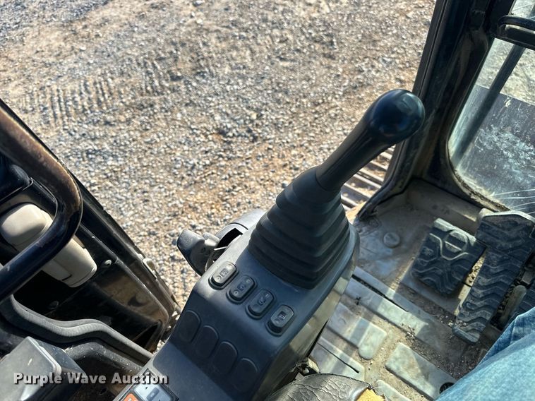 image for item DW8635 2002 Caterpillar 308C SR mini excavator