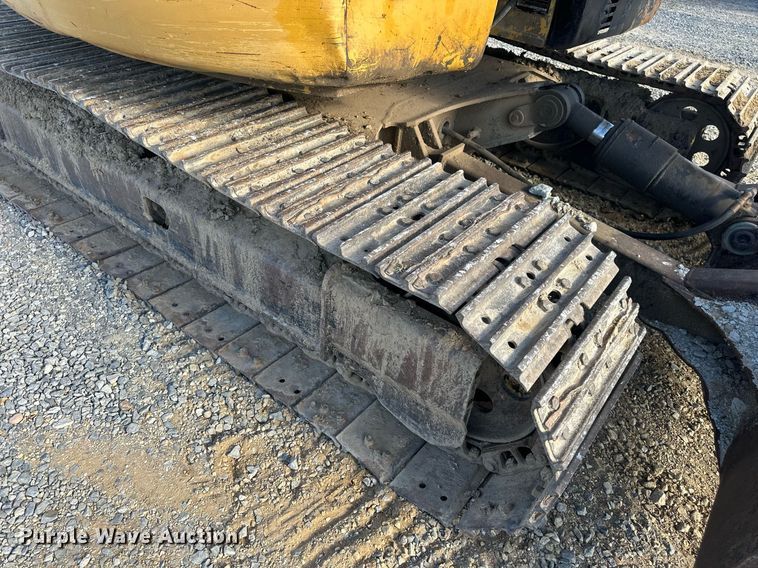 image for item DW8635 2002 Caterpillar 308C SR mini excavator