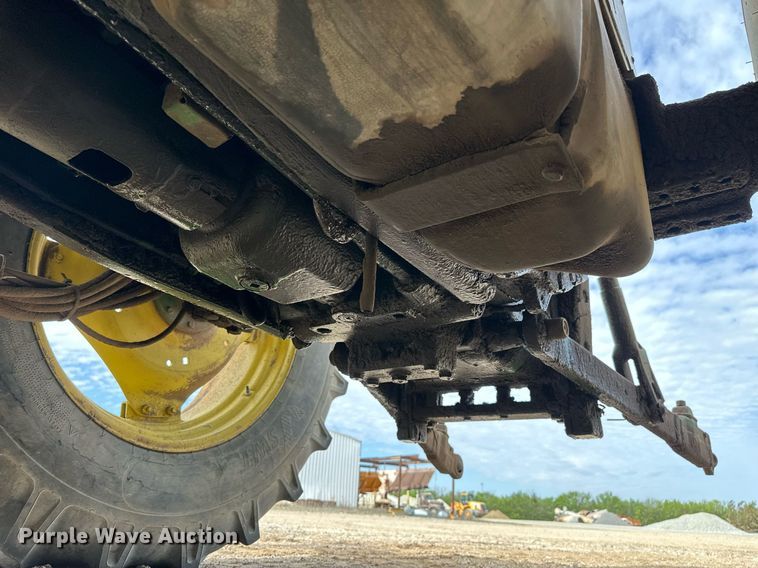 image for item DW8636 1997 John Deere 6400 MFWD tractor